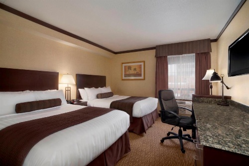 Days Inn & Suites by Wyndham Sault Ste. Marie ON image 19