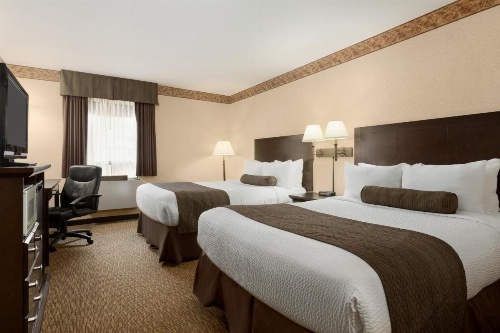 Days Inn & Suites by Wyndham Sault Ste. Marie ON image 27